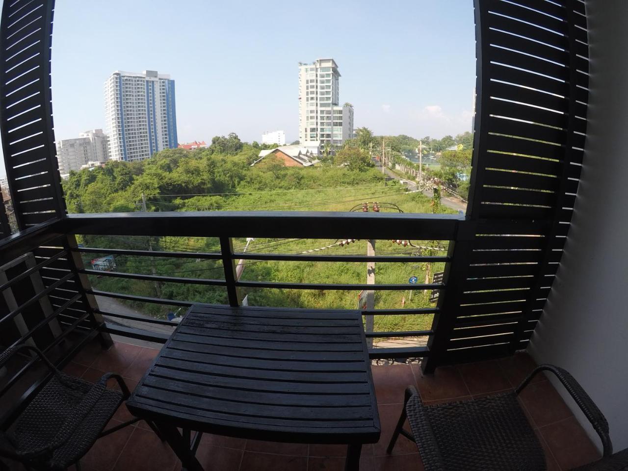 French Connection Hotel Pattaya Habitación foto