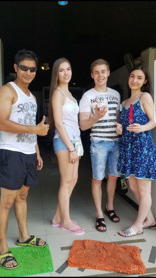French Connection Hotel Pattaya Exterior foto